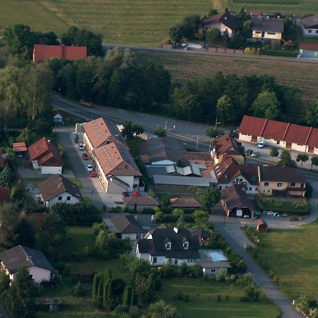 Apartmenthausmannstaetten Hausmannstatten 外观 照片
